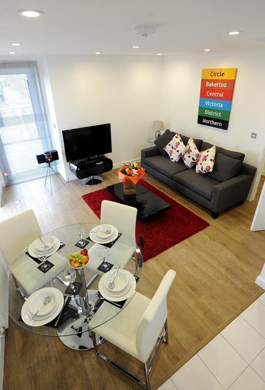 Apple Apartments Limehouse Basin * Londen